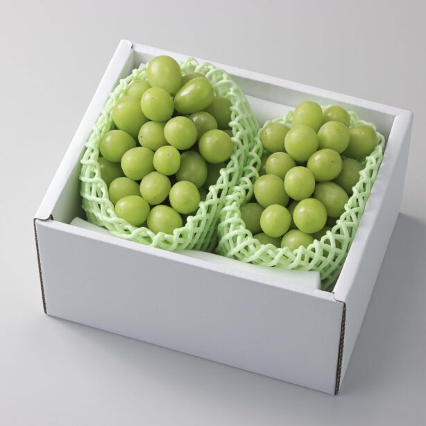 【通常品】こだわりのシャインマスカット各1房（約800g・約1.0kg・約1.2kg）お中元,贈呈用、岡山県産