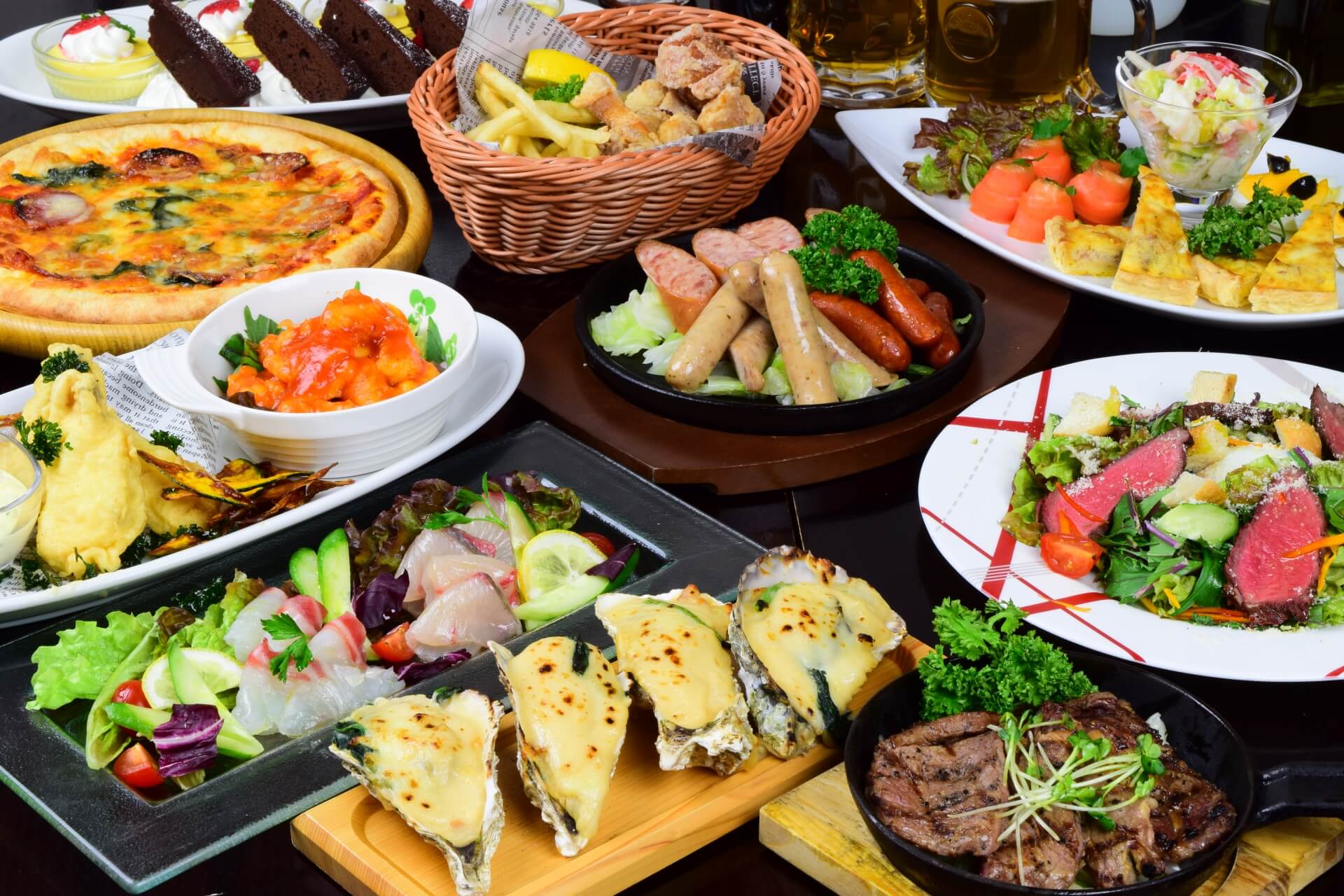 ローストビーフやピザなどのパーティー料理