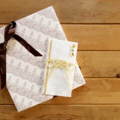 結婚祝いにカタログギフトは失礼？知っておきたい注意点と選び方
